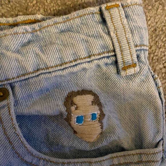 The Office hand embroidered jeans - Picture 3 of 6